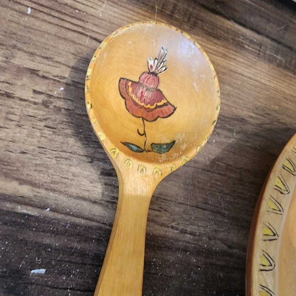 Wooden Serving Bowl w/Spoon Hand Painted‎ Made in Sweden Vintage 1954 7